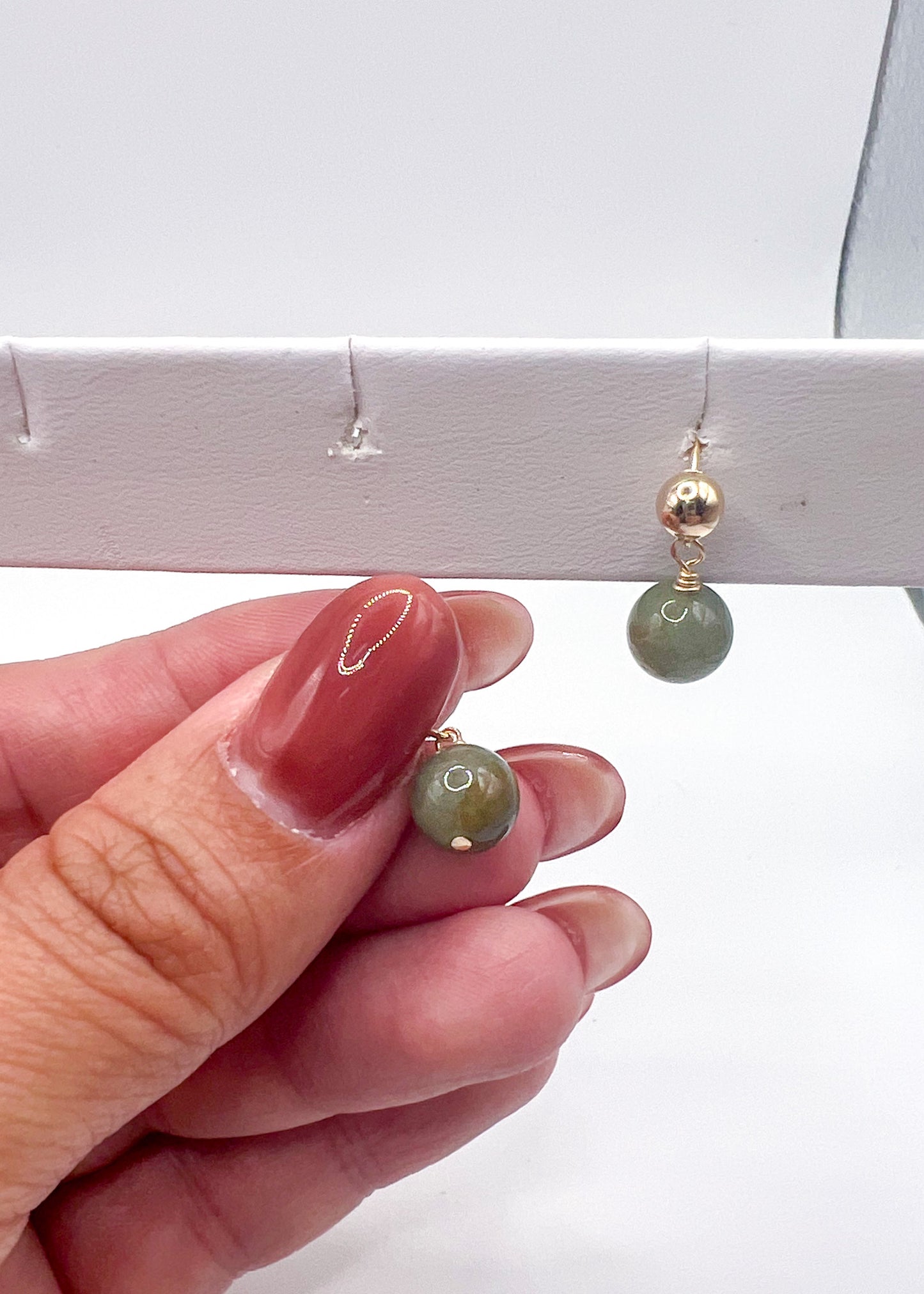 7mm Muted green jade